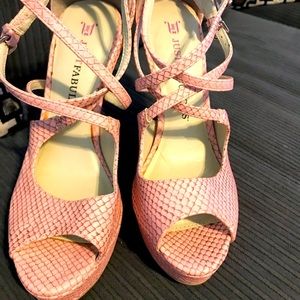 Women’s brand new Just Fab size 8, fake pink snake skin Strappy heals.